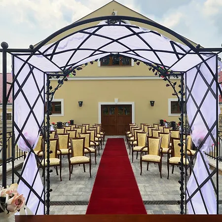 Maly Pivovar Hotel 4*