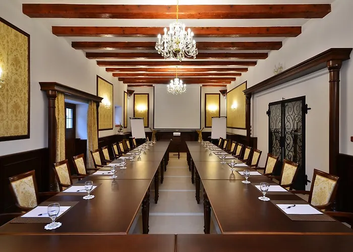Maly Pivovar Отель 4*